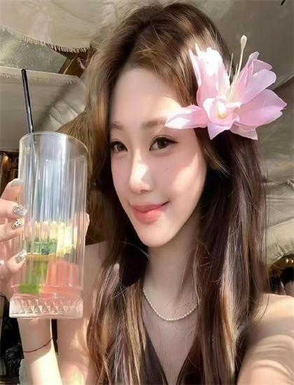 《江山何处寻卿卿》专业影评：剧情结构、人物塑造、主题思想三重透彻分析，获奖作品